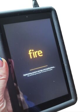 Amazon Blue Kindle/Fire Tablet 7 - Sleek Ocean Blue Back